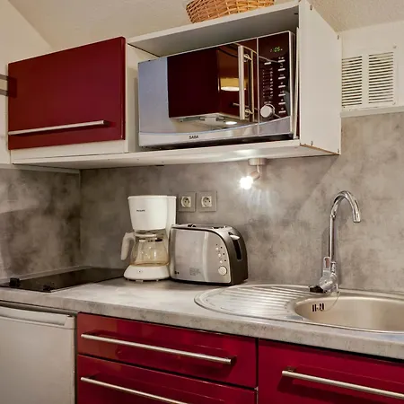 Appartement Brides-les-bains, 1 Pièce, 4 Personnes - Fr-1-512-204 *